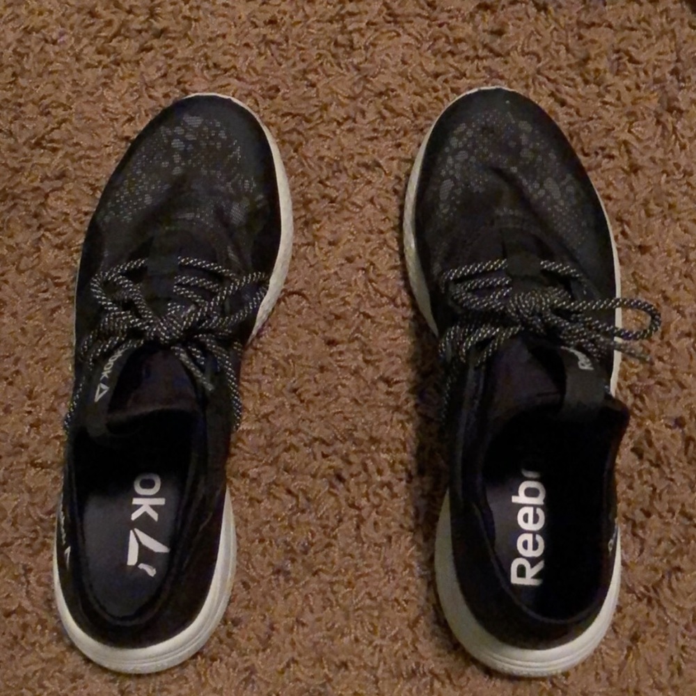 NWOT Reebok tennis shoes!